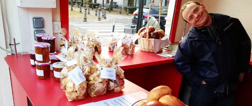 Le restaurant « Un petit truc en plus » investit le kiosque de la place de la Paix
