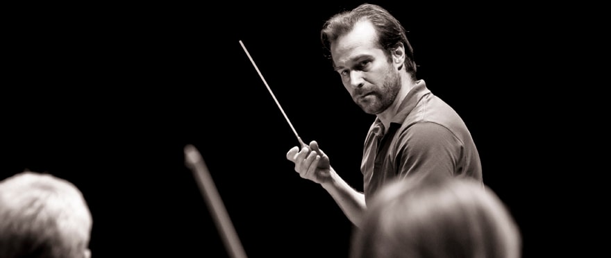 Fabien Gabel, chef de l’Orchestre symphonique de Québec, sera à La Filature.