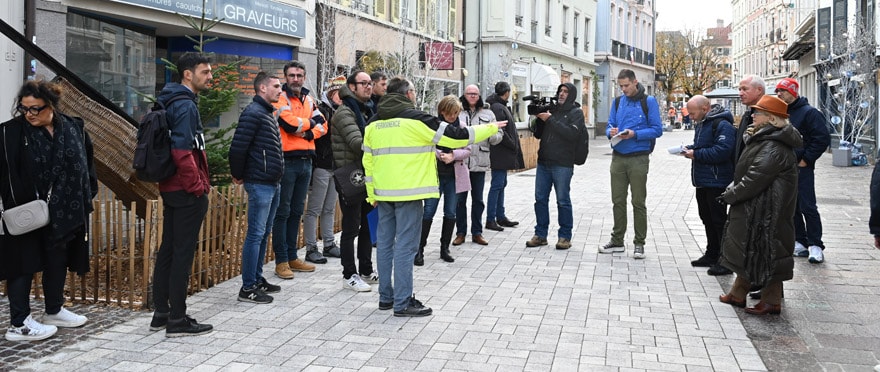 Ce vendredi après-midi, c'était visite du chantier, en compagnie des services de la Ville et du maire.