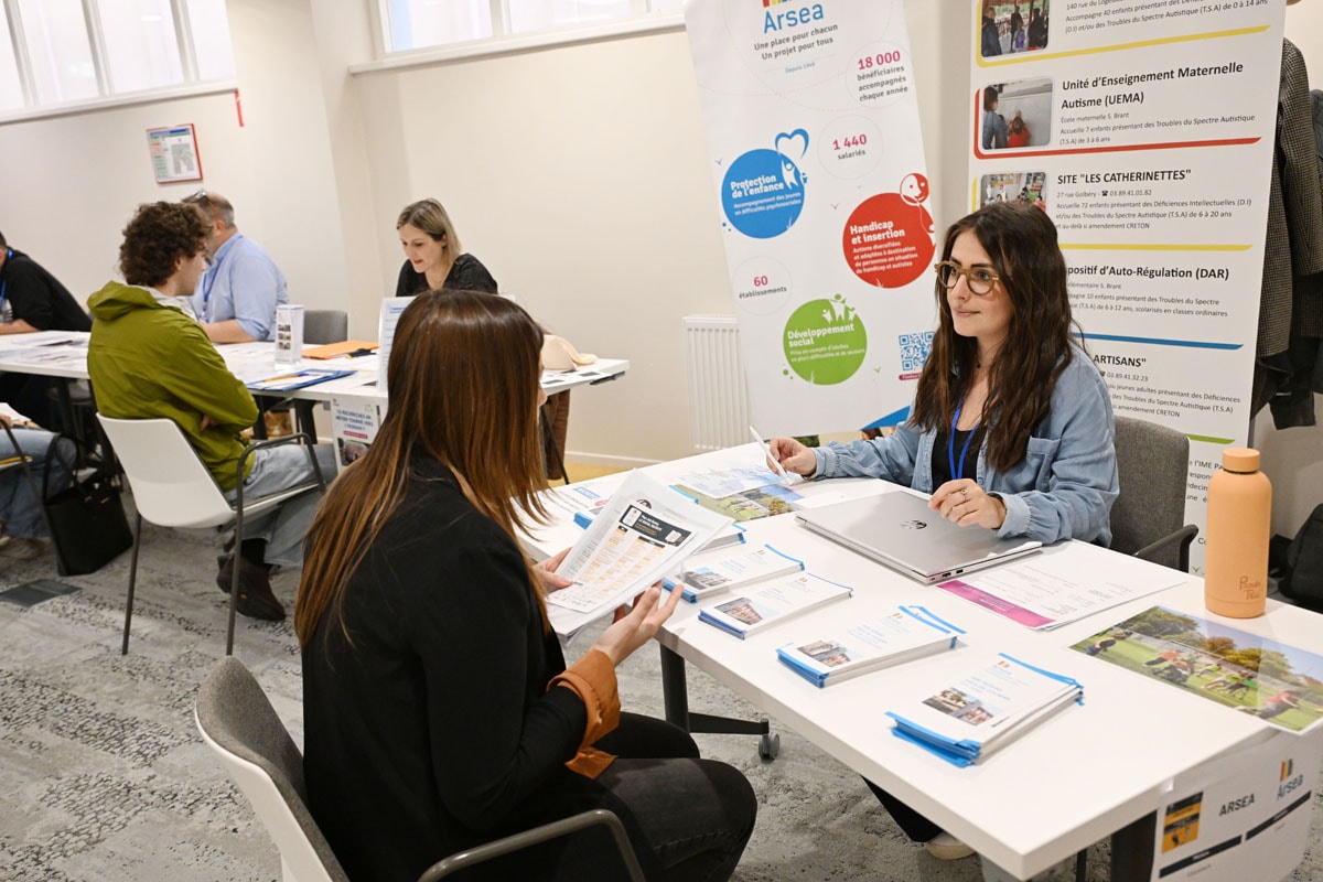 Les métiers du travail social en lumière