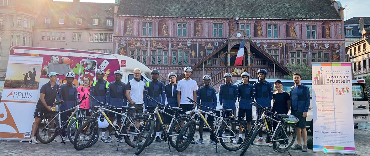 533 km à vélo : le défi solidaire et olympique de dix jeunes mulhousiens