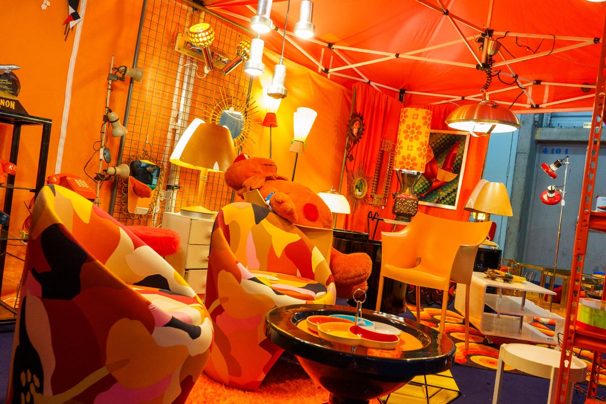 Le vintage sous toutes ses formes, au Parc Expo : dans les années 70, il fallait aimer le orange !