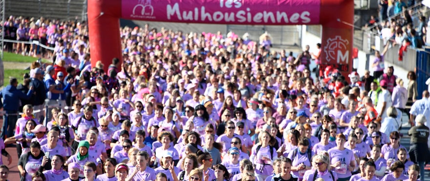 Grosse ambiance et de l'émotion, dimanche matin au départ du stade de l'Ill.