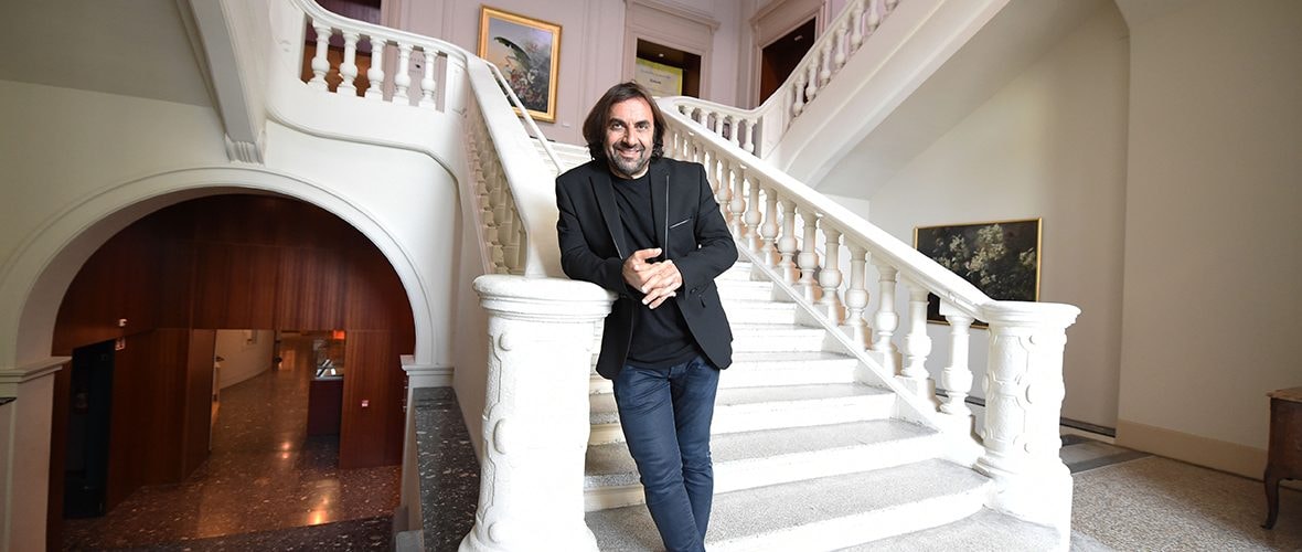 Visite de l'expo Bal(l)ade avec André Manoukian
