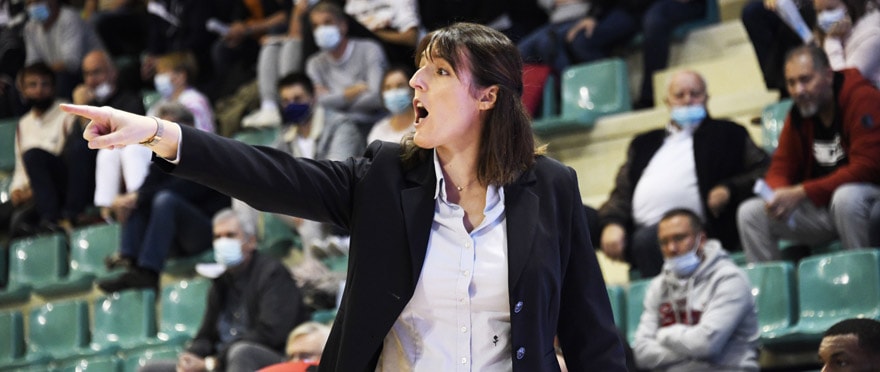 Future maman, Lauriane Dolt va mettre entre parenthèses, à la fin du mois et pour quelques semaines, sa carrière de coach.