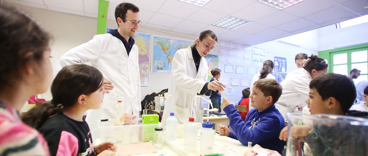 L’école de chimie s’invite à l’école primaire