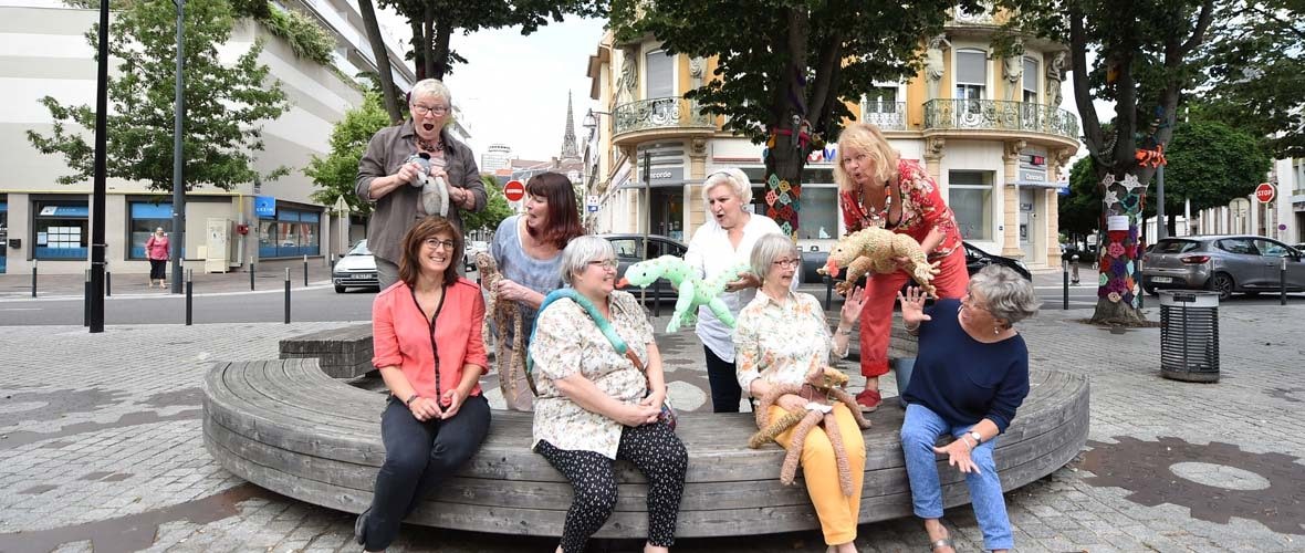 C’est la jungle avec le Gang des tricoteuses, place de la Paix !
