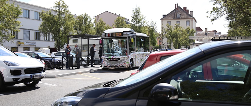 La Navette s'arrête désormais au cœur du parking Porte-Haute.
