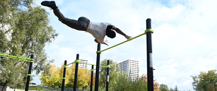 Le nouvel espace de street workout, mis en place avec l'association Bar Fuzion.