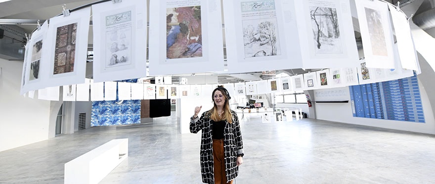 Pour cette expo, La Kunsthalle a fait le choix du format des visites par téléphone.