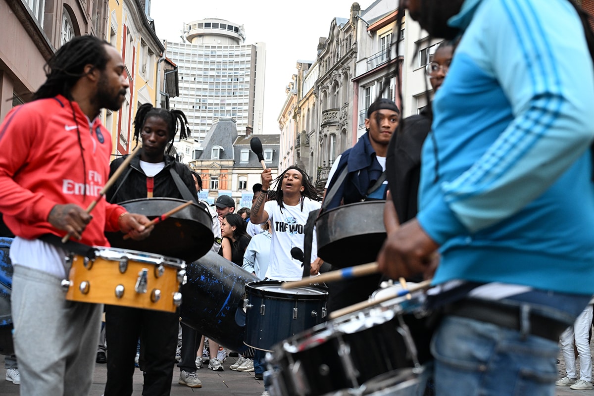 Les événements estivaux, à l'image de la Fête de la musique, attirent de nombreux visiteurs au centre-ville.