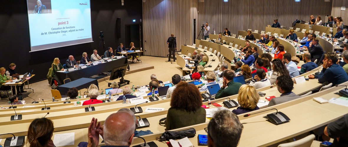 Conseil municipal de Mulhouse : la rentrée des changements