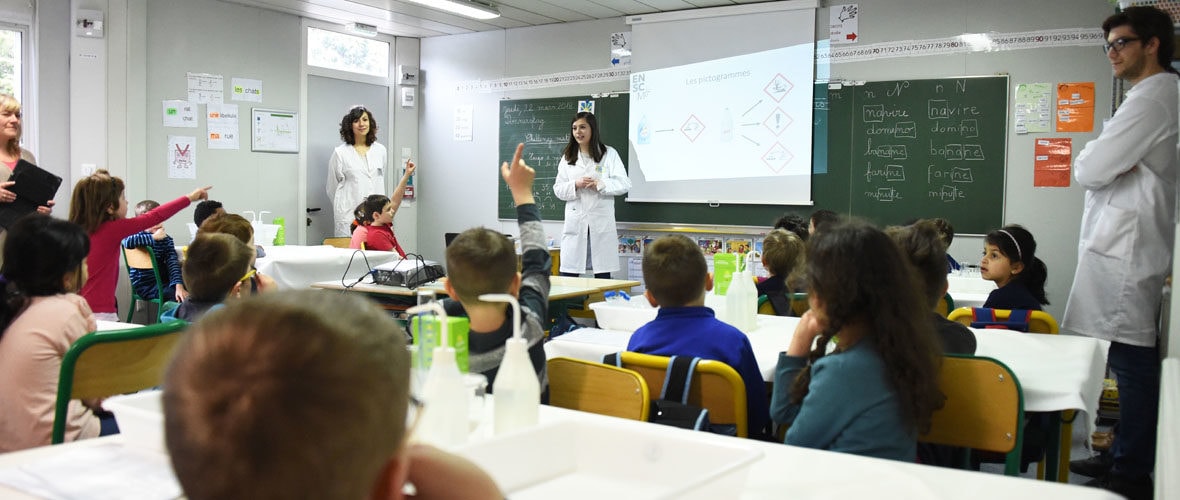 Quand la chimie s’invite à l’école primaire