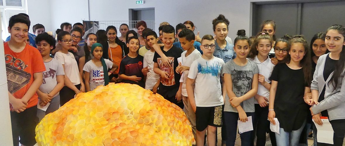 Les collégiens du Wolf font vivre le système solaire à Mulhouse