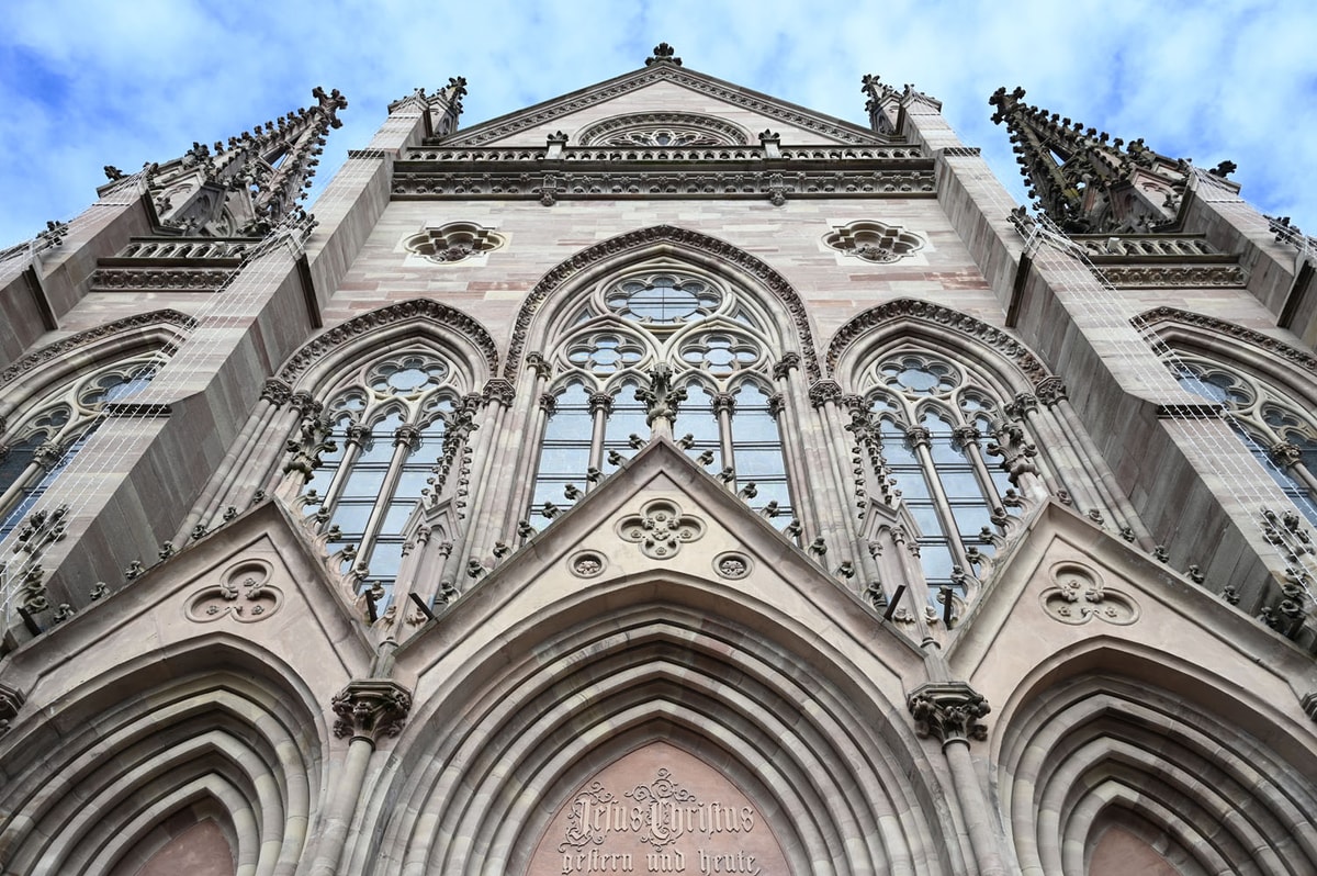 Le programme de restauration du Temple Saint-Etienne se poursuit. 