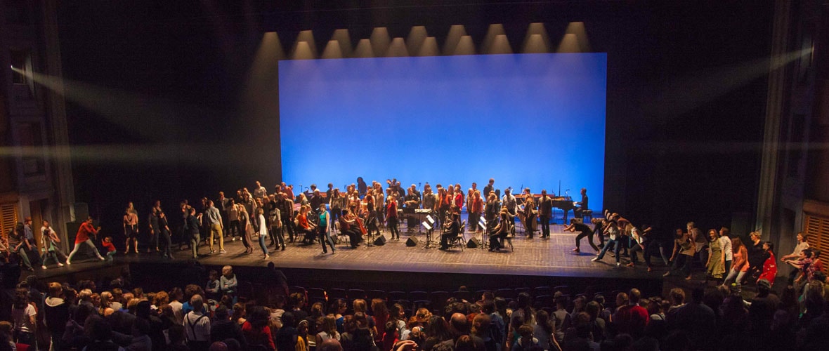 Music for 18 musicians : une expérience artistique transfrontalière