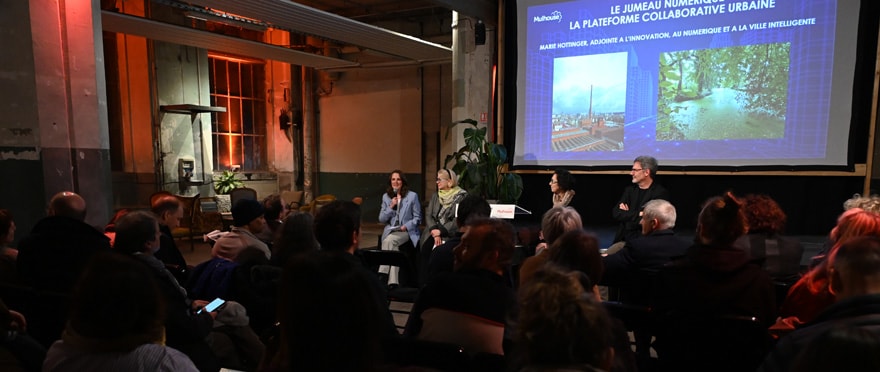 La soirée de restitution de la construction d’une plateforme collaborative numérique a fait le plein à Motoco.