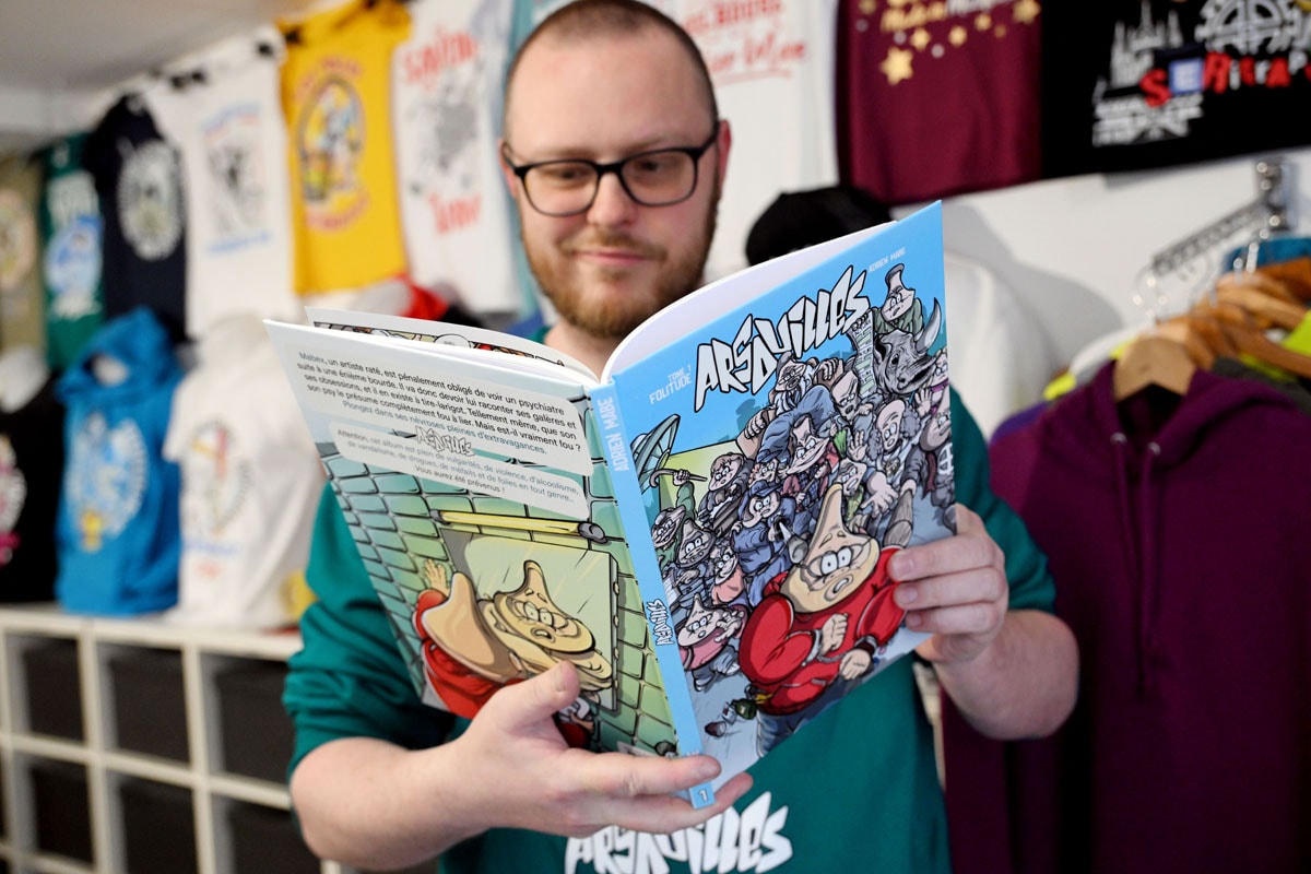 Du flocage à la BD : le fabuleux destin d’Adrien Simon