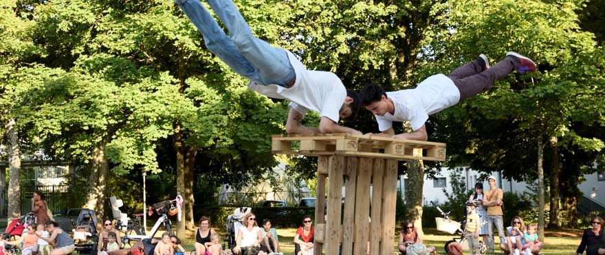 La Cie suisse Moos présentera « Palette(s) », entre cirque et danse.