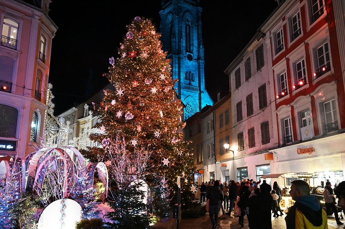 La fin du chantier est prévue avant l'ouverture du Marché de Noël 2025.