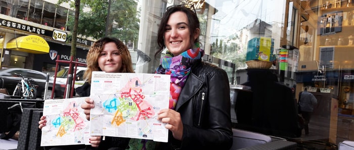 Marlène (à gauche) et Marion, les nouvelles ambassadrices du commerce.