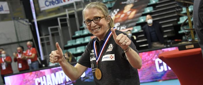 Magali Magail après le double sacre de l'Asptt volley.