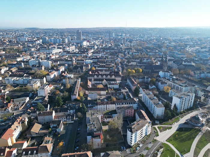 La Ville poursuit sa politique d’investissement, avec 53,4 millions d’euros de dépenses d’équipement programmées en 2026. 