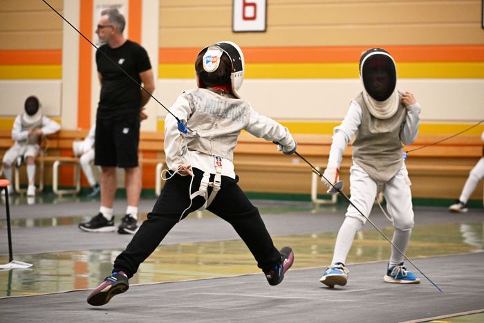 Le FCM Escrime organise un tournoi à la formule innovante, en duos pouvant être mixtes et de différents niveaux.