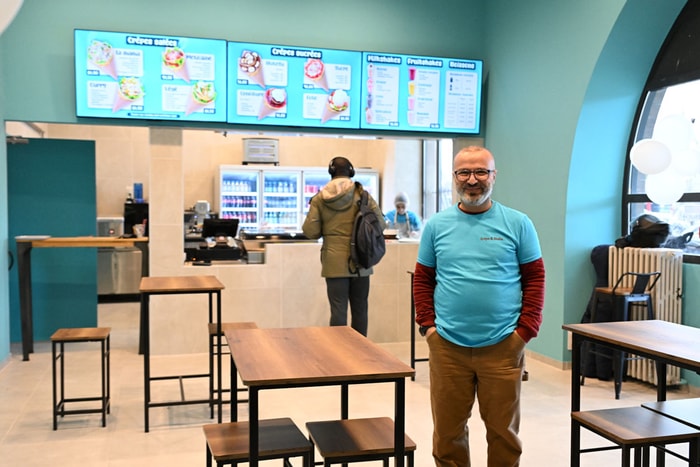 Une enseigne indépendante implantée en gare de Mulhouse, que l’on doit à Romain Bozyel. 