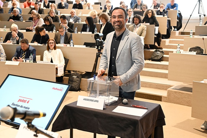 Loïc Minery lors de l'installation du nouveau conseil municipal, en mars 2026.  