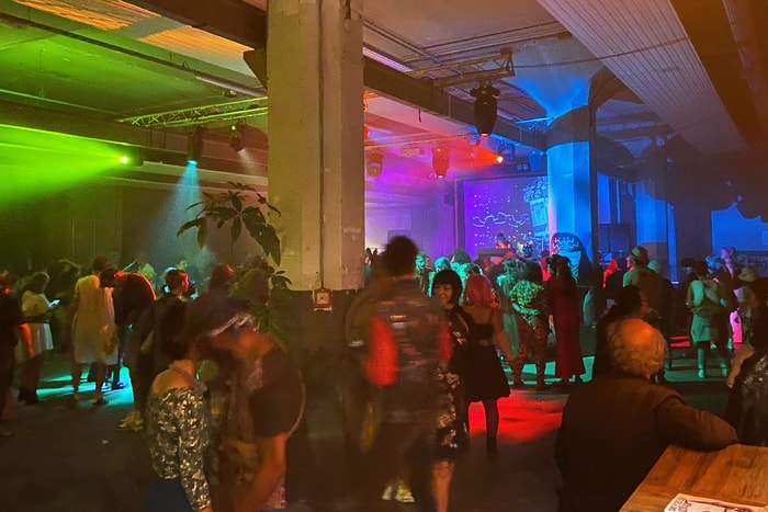 Ambiance garantie aux bals masqués de Motoco.