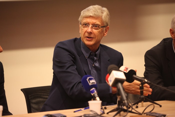 Arsène Wenger est l'actuel directeur du développement du football mondial à la Fifa. 