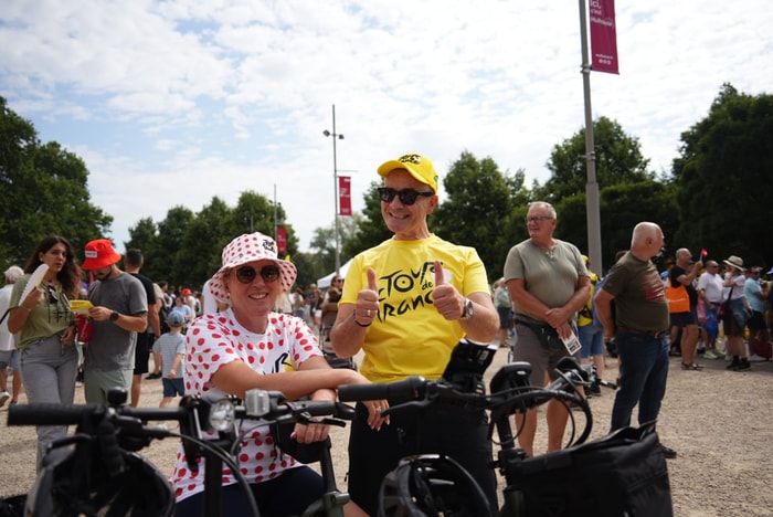 De nombreux fans du Tour de France sont venus à Mulhouse, samedi.