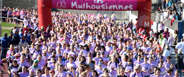 Grosse ambiance et de l'émotion, dimanche matin au départ du stade de l'Ill.