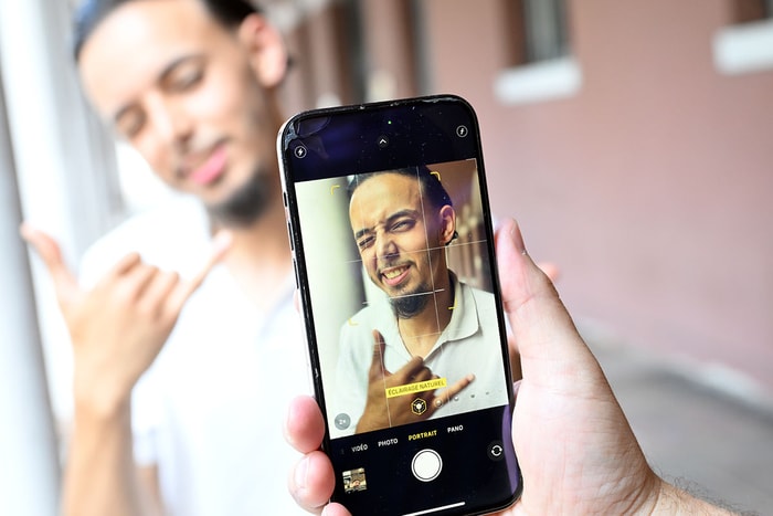 À 22 ans, Spider Mehdi rassemble une large communauté d'abonnés sur ses réseaux sociaux. 