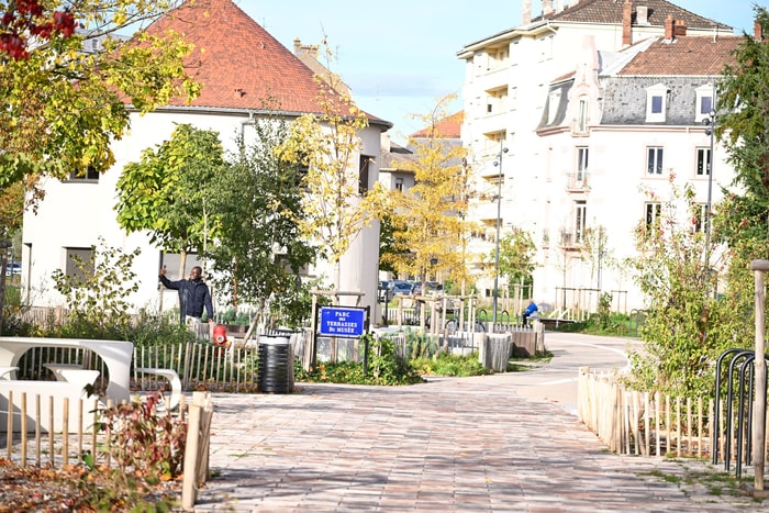 La rotonde du parc des Terrasses du Musée.