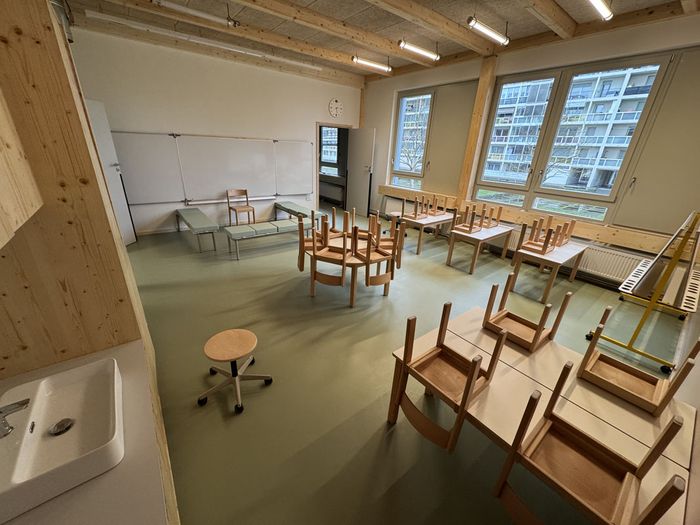 Une salle de classe type de l'école élémentaire du groupe scolaire Simone Veil. 