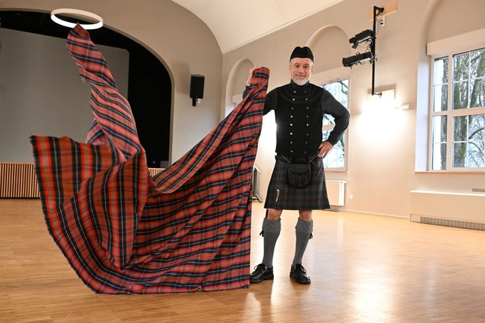 Passionné par l’Écosse, Jean-Dominique Rumann, le président de l'association Le Lerch est à l'origine de la création du tartan de Mulhouse. 