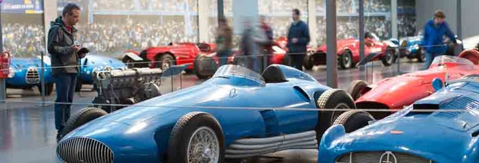 La Cité de l'automobile fait partie des sites accessibles gratuitement avec le City Pass.