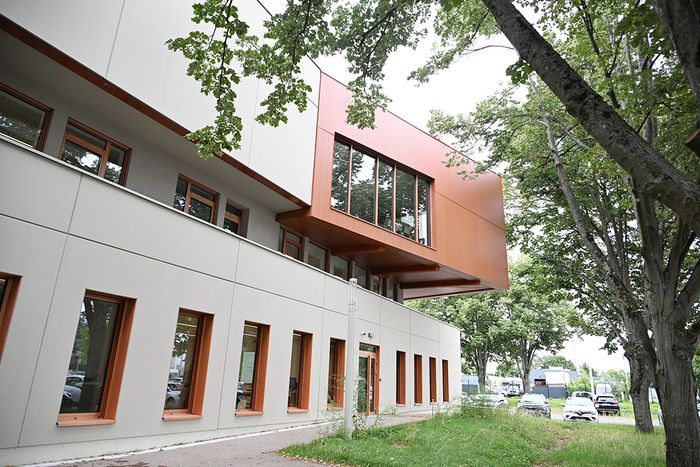 La rénovation du collège a été confiée aux architectes Josiane Trible et Sonia Becle.