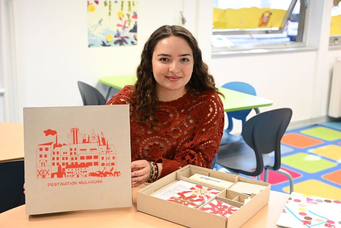 Heidi Salmi, la créatrice du jeu de société "Destination Mulhouse".