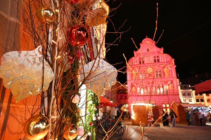 Place de la Réunion.