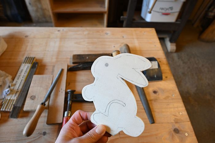 A l'approche de Pâques, les lapins fleurissent parmi les créations de L'Outil en main. 