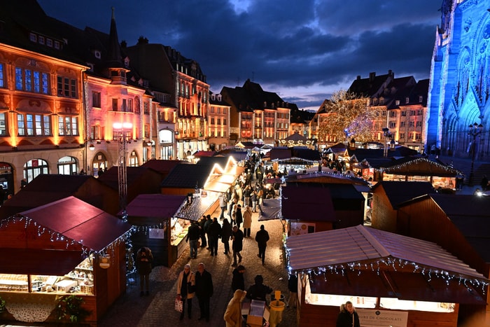 Place de la Réunion.