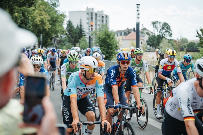Les coureurs ont traversé Mulhouse, direction Le Markstein.