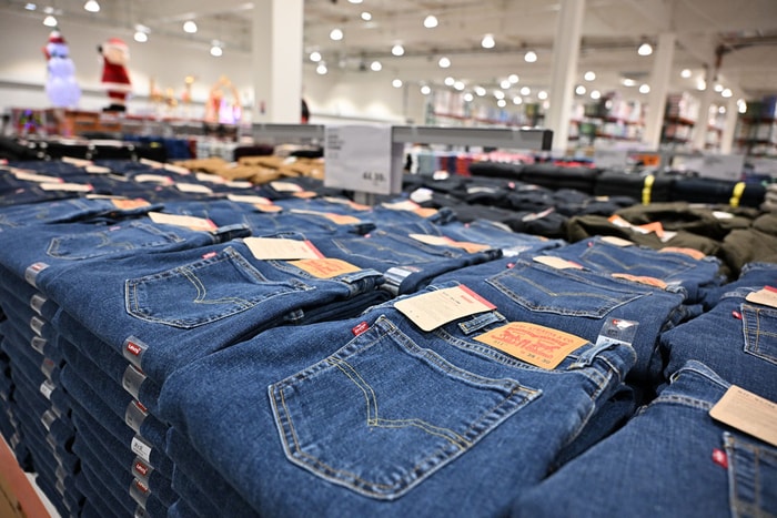 Des jeans Levi's à 44,99€. 