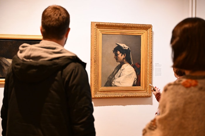 93 œuvres, du XIXe siècle à nos jours, sont présentées.  