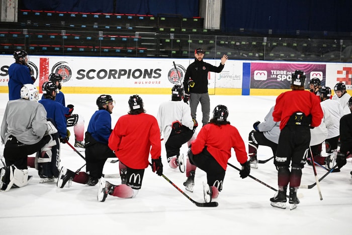 Sous la direction du coach Michael Muller, les Mulhousiens ont pris la deuxième place du championnat de D3, avec la meilleure défense. 