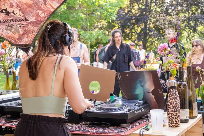 DJ's, créateurs, ateliers... Le Caleana festival investit le square Steinbach ce week-end.