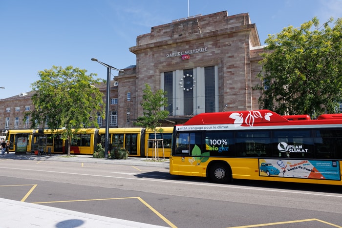 Bus, tram, transport à la demande... Soléa transporte 115 000 voyageurs chaque jour, dans l'agglomération mulhousienne.
